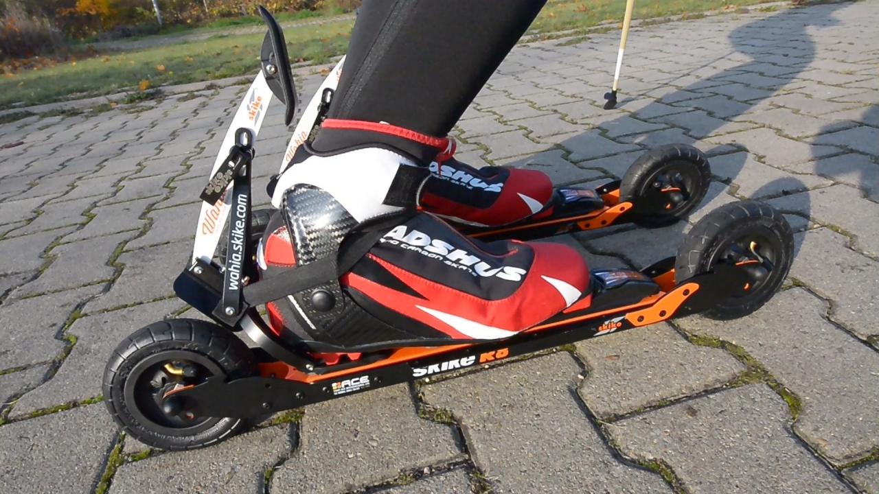 skike Wahia Rollerski Brake on display with a R8 Wahia